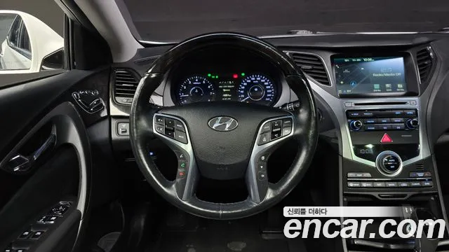 Hyundai Grandeur 2016 — фото 13