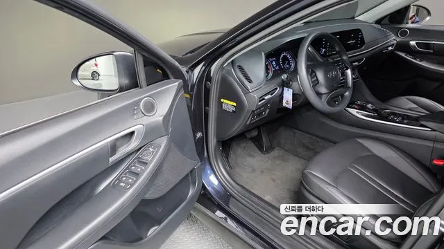Hyundai Sonata 2020 — фото 11