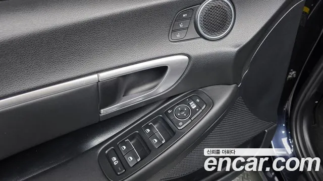 Hyundai Sonata 2020 — фото 12