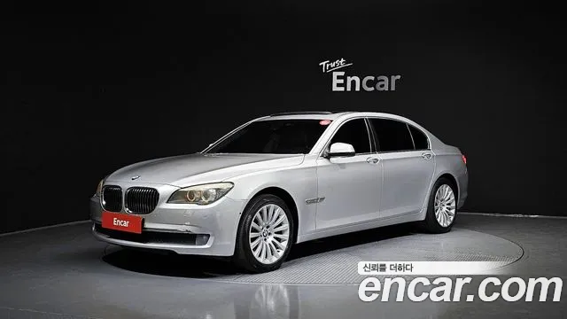 BMW 7-Series 2012 — фото 1