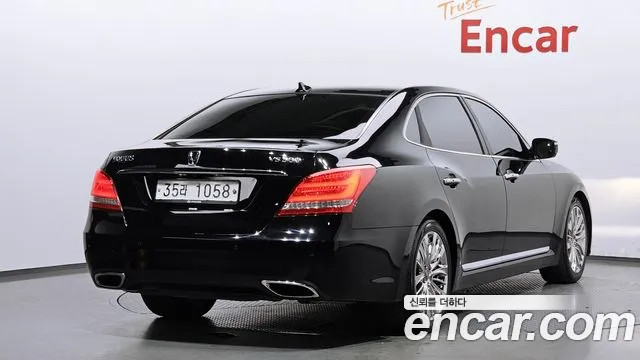 Hyundai Equus 2015 — фото 2