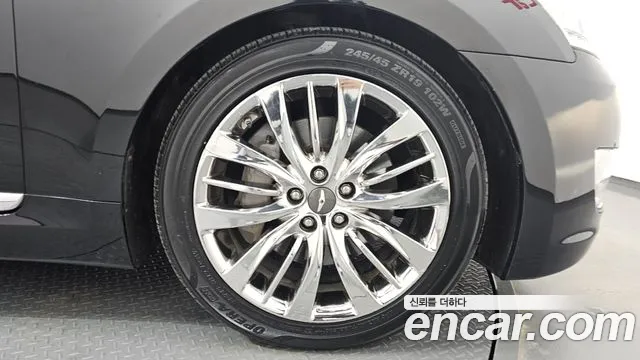 Hyundai Equus 2015 — фото 5