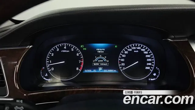 Hyundai Equus 2015 — фото 8