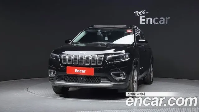 Jeep Cherokee 2022 — фото 3