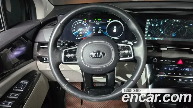Kia Canival 2021 — фото 13