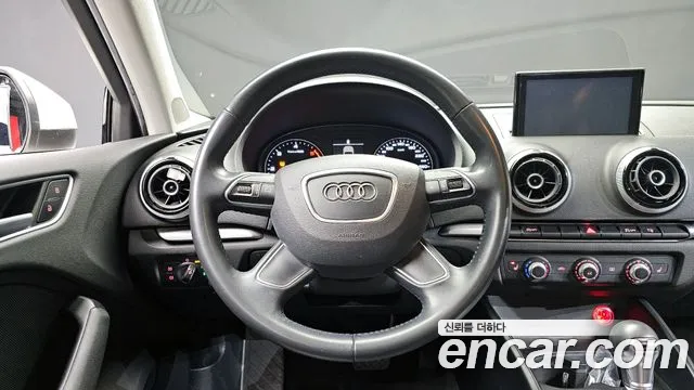 Audi A3 2015 — фото 13