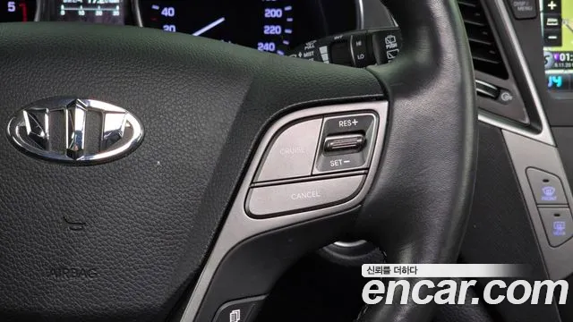 Hyundai Santafe 2016 — фото 14