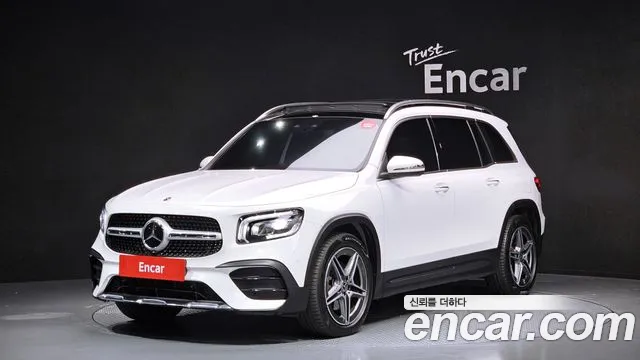 Mercedes-Benz GLB-Class 2022 — фото 1