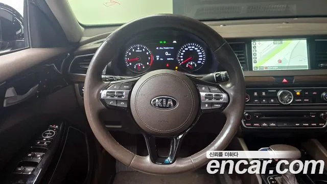 Kia K7 2018 — фото 13