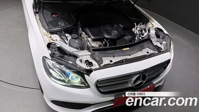 Mercedes-Benz E-Class 2018 — фото 6