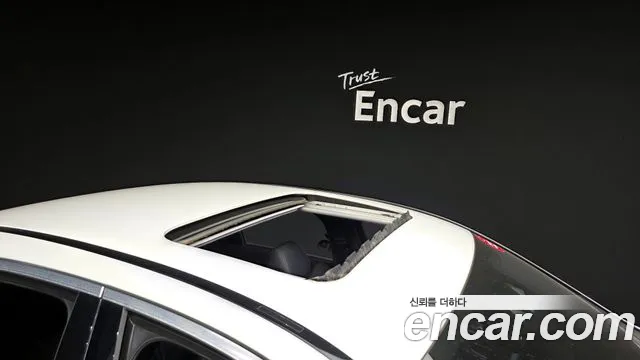 Mercedes-Benz E-Class 2018 — фото 19