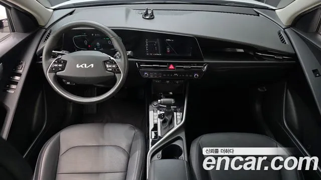 Kia Niro 2022 — фото 7