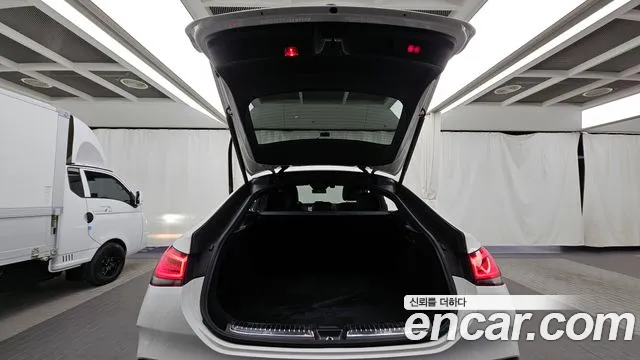 Mercedes-Benz GLE-Class 2020 — фото 20
