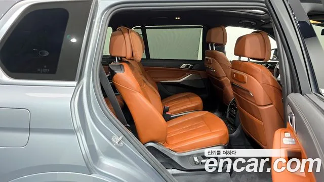 BMW X7 2023 — фото 12