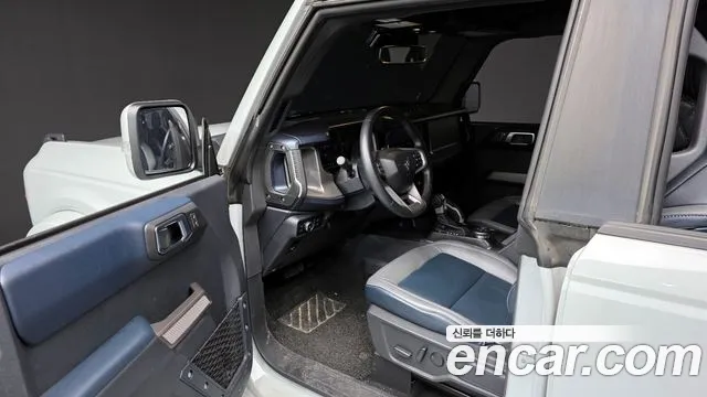 Ford Bronco 2023 — фото 10