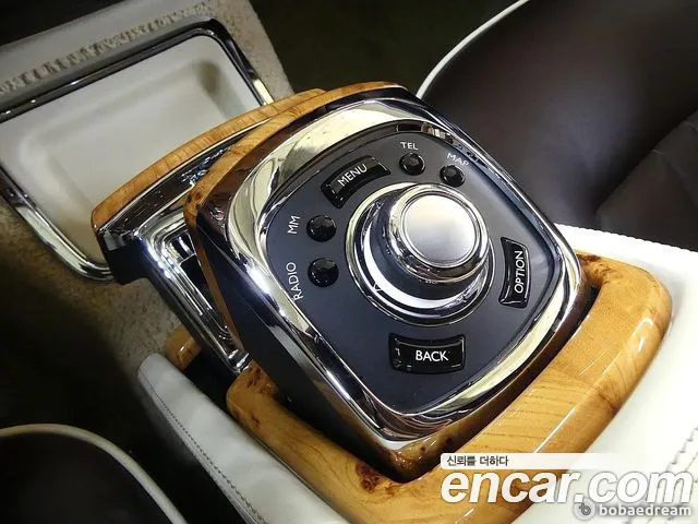 Rolls-Royce Phantom 2013 — фото 15