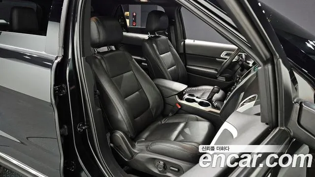 Ford Explorer 2015 — фото 10
