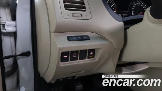 Nissan Altima 2016 — фото 17