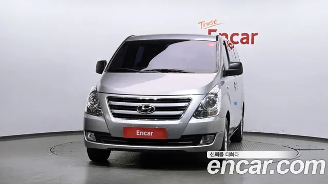 Hyundai Starex 2017 — фото 3
