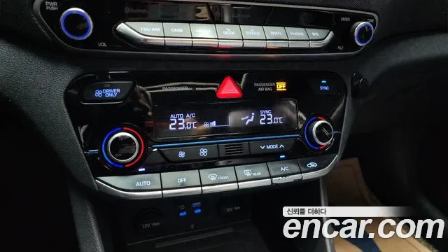 Hyundai Ioniq 2016 — фото 16