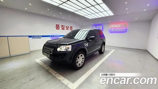 Land Rover Freelander 2010 — фото 2