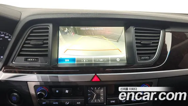 Hyundai Genesis 2014 — фото 15