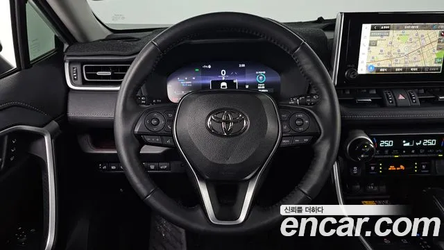Toyota RAV4 2024 — фото 13