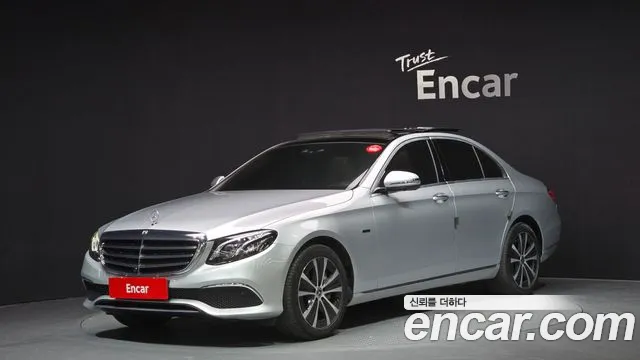 Mercedes-Benz E-Class 2019 — фото 1