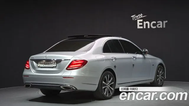 Mercedes-Benz E-Class 2019 — фото 2