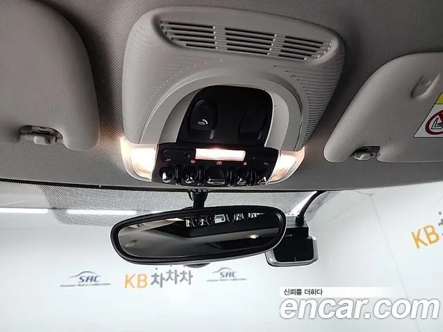 Mini Clubman 2021 — фото 17
