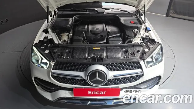 Mercedes-Benz GLE-Class 2023 — фото 6