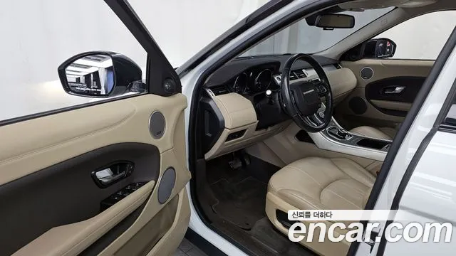 Land Rover Range Rover Evoque 2017 — фото 10