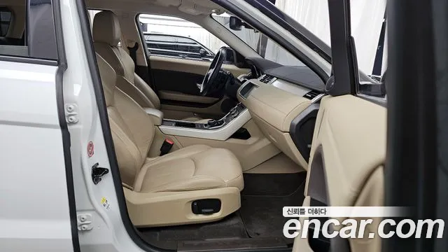 Land Rover Range Rover Evoque 2017 — фото 11