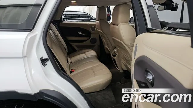 Land Rover Range Rover Evoque 2017 — фото 12