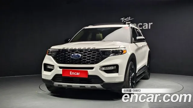 Ford Explorer 2021 — фото 3
