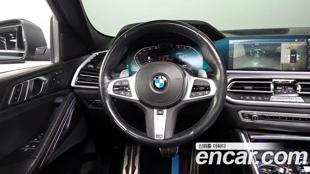BMW X6 2022 — фото 13