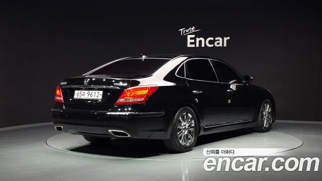 Hyundai Equus 2012 — фото 2