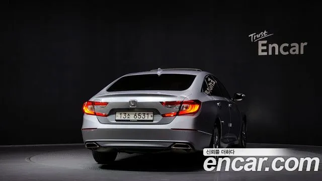 Honda Accord 2019 — фото 4