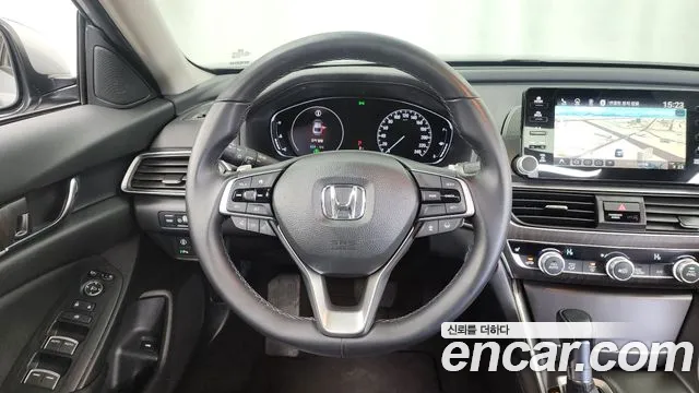 Honda Accord 2019 — фото 13