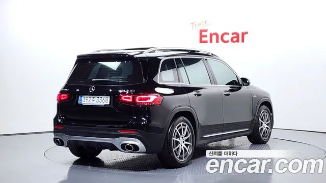 Mercedes-Benz GLB-Class 2023 — фото 2