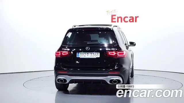 Mercedes-Benz GLB-Class 2023 — фото 4