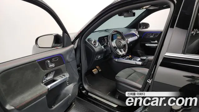 Mercedes-Benz GLB-Class 2023 — фото 10