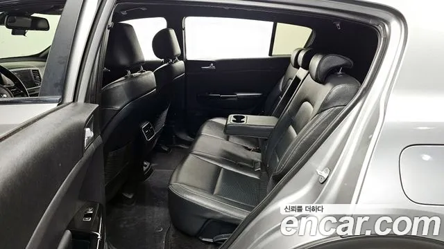 Kia Sportage 2019 — фото 12
