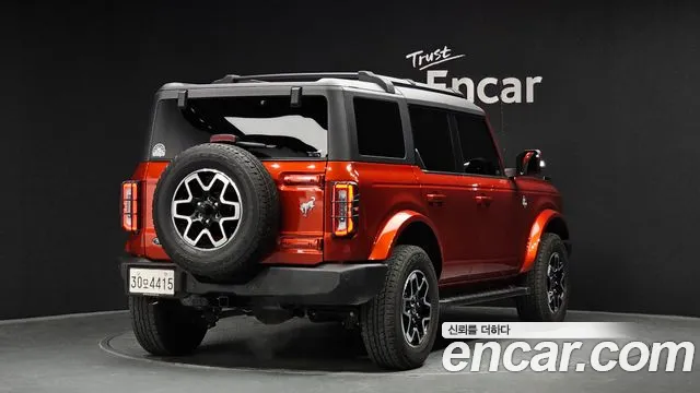 Ford Bronco 2023 — фото 2