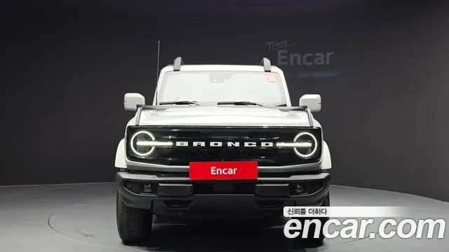 Ford Bronco 2023 — фото 3