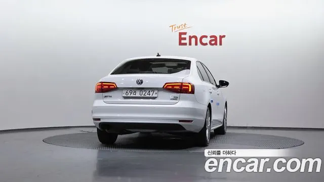 Volkswagen Jetta 2015 — фото 4