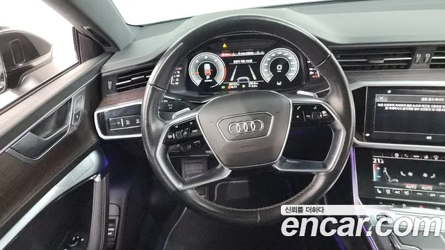 Audi A7 2022 — фото 13