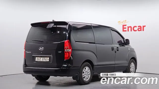 Hyundai Starex 2019 — фото 2