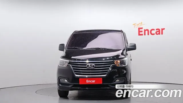 Hyundai Starex 2019 — фото 3