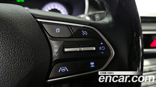 Hyundai Santafe 2022 — фото 17